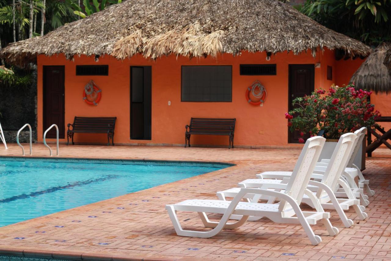 Hotel La Palma Del Paso Real- Solo Adultos Santa Fe de Antioquia Exterior photo