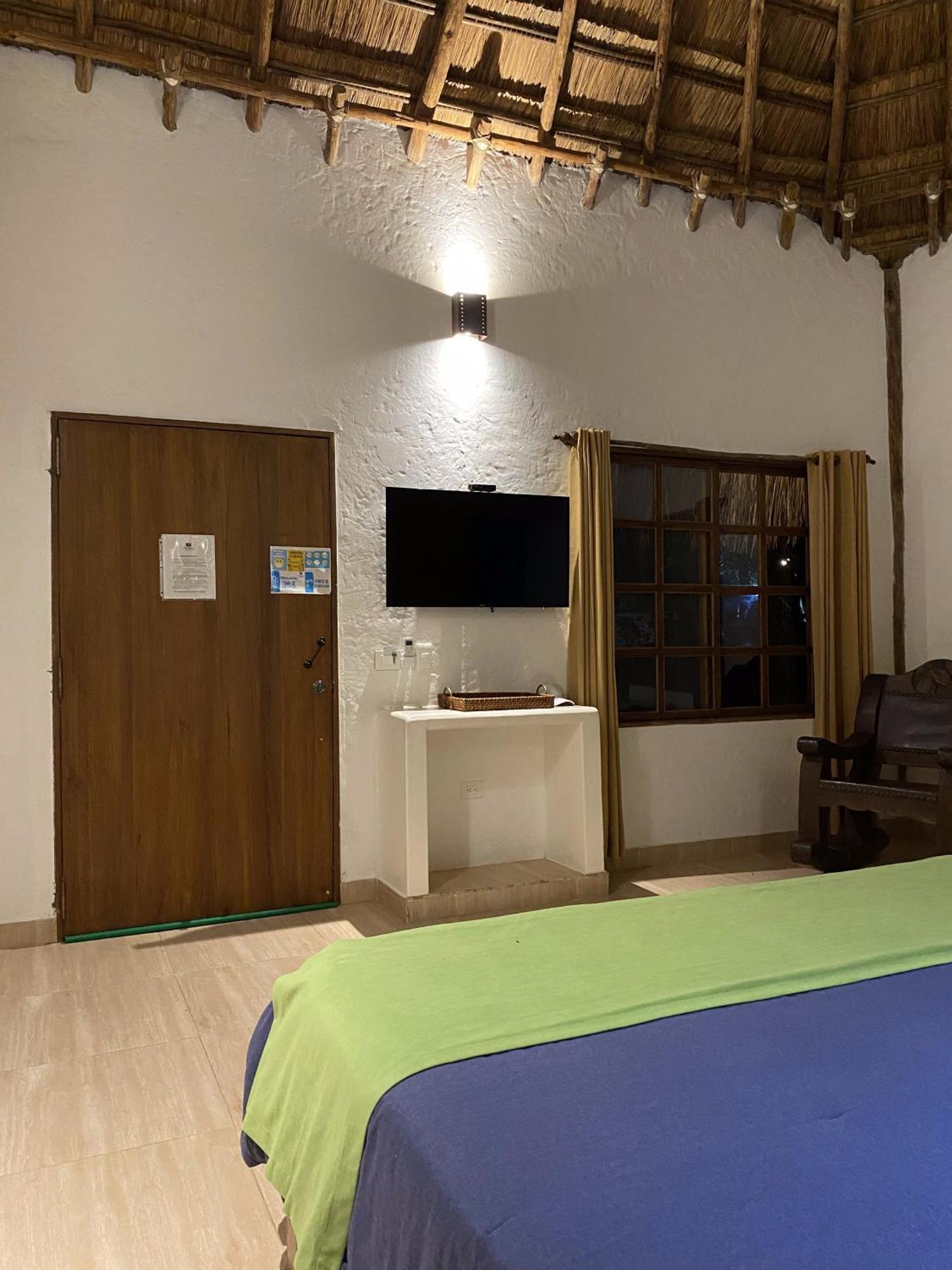 Hotel La Palma Del Paso Real- Solo Adultos Santa Fe de Antioquia Exterior photo