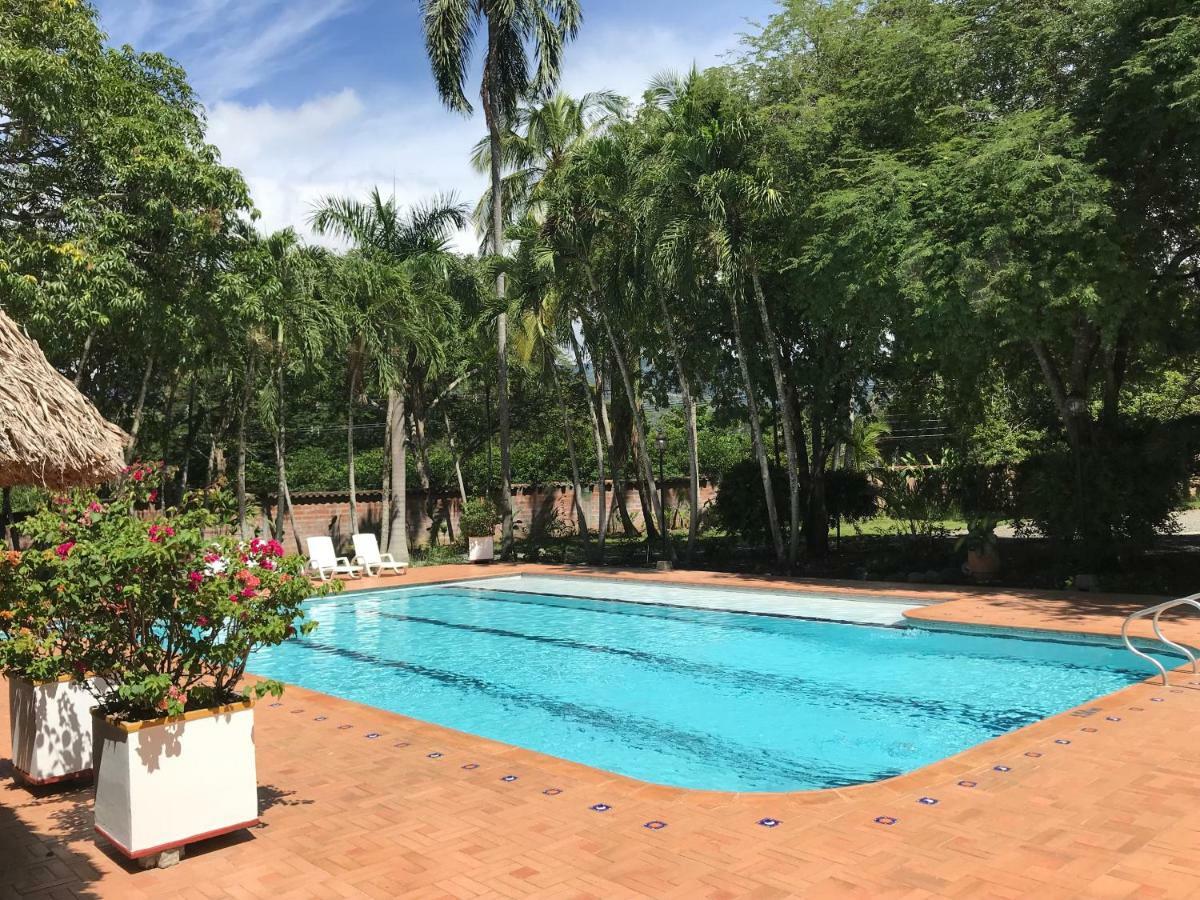 Hotel La Palma Del Paso Real- Solo Adultos Santa Fe de Antioquia Exterior photo